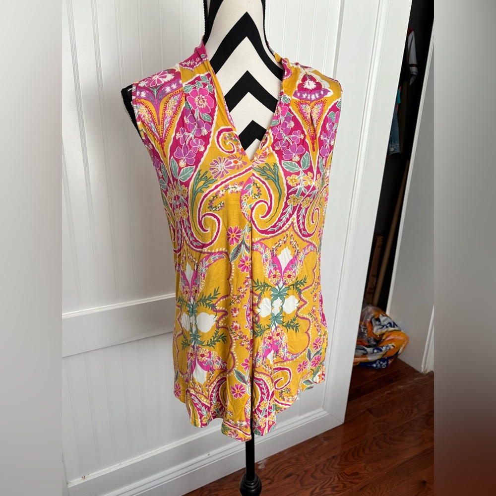 NWT Cable & Gauge Sleeveless Top - Pink and Yellow